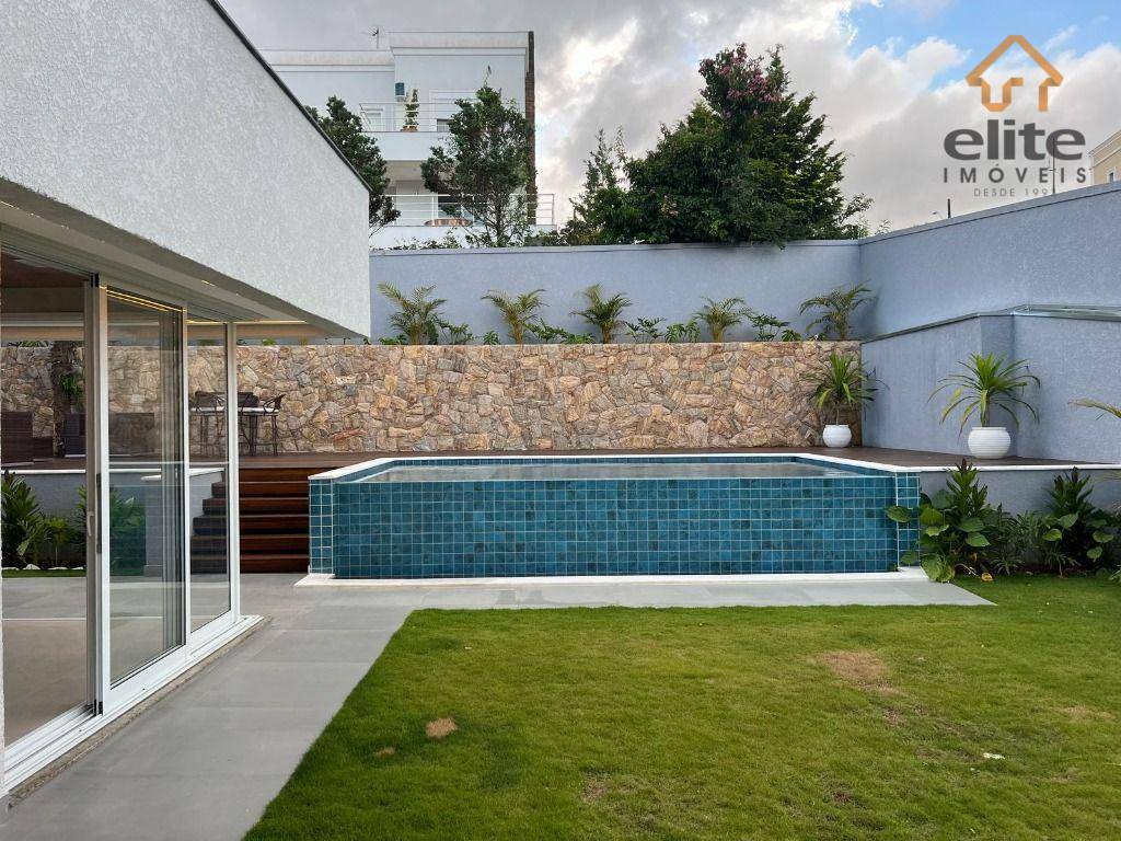 Casa de Condomínio à venda com 4 quartos, 463m² - Foto 7