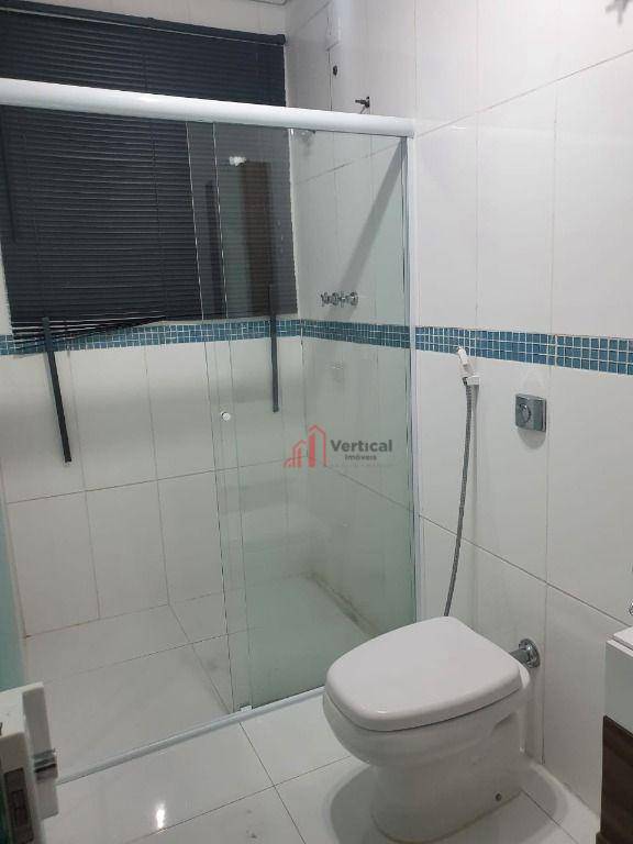 Sobrado à venda e aluguel com 6 quartos, 200m² - Foto 6