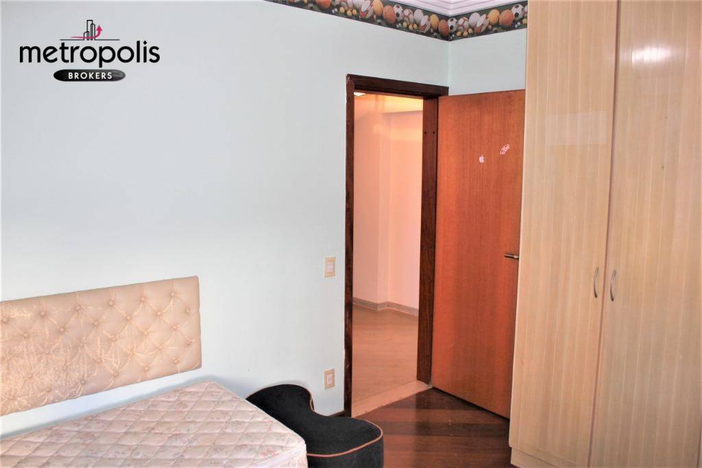 Apartamento à venda com 3 quartos, 242m² - Foto 23