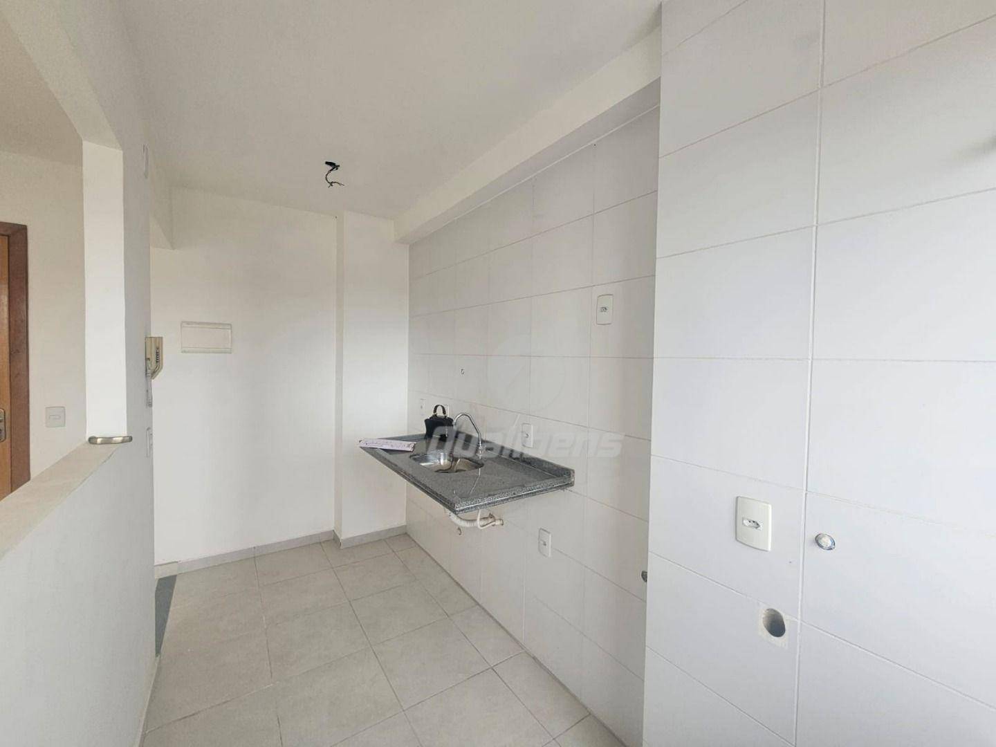 Apartamento à venda com 3 quartos, 50m² - Foto 6