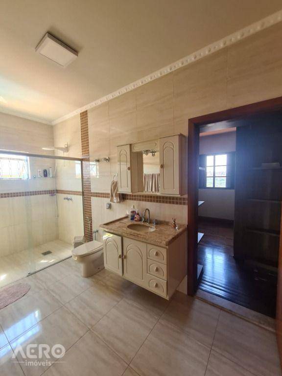 Casa à venda com 3 quartos, 412m² - Foto 20