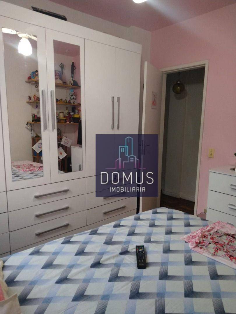 Apartamento à venda com 3 quartos, 77m² - Foto 2