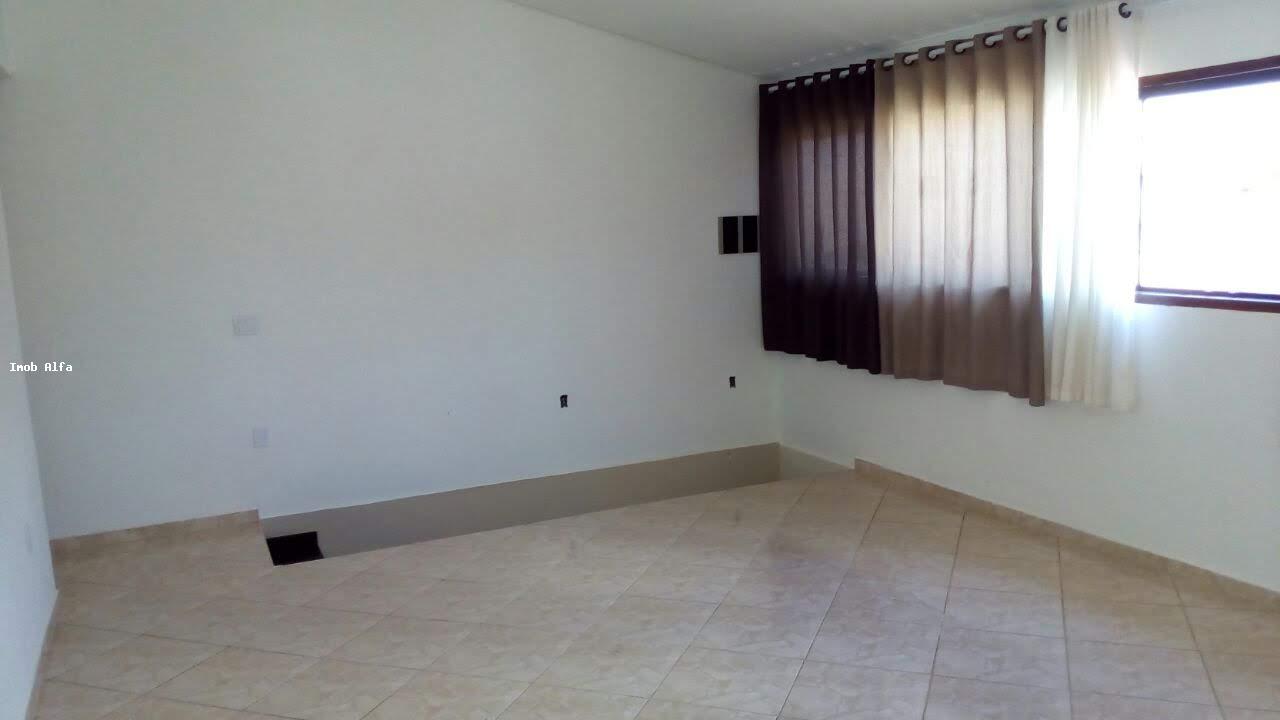 Casa à venda com 3 quartos, 250m² - Foto 17