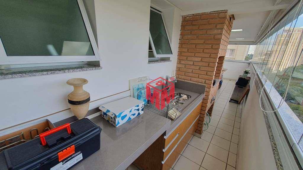 Apartamento à venda com 4 quartos, 203m² - Foto 30