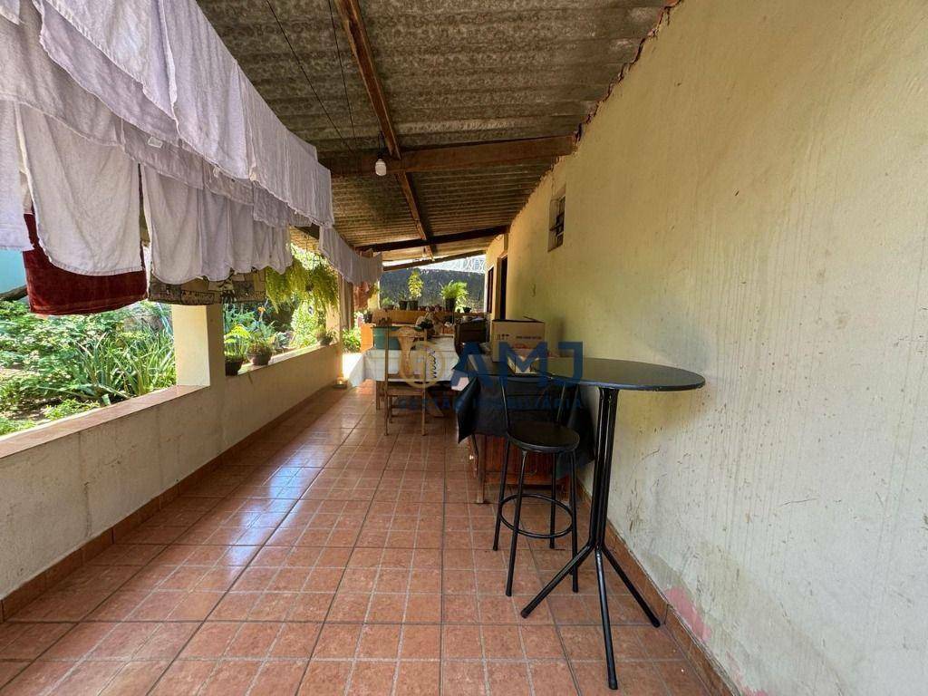 Casa à venda com 3 quartos, 166m² - Foto 10