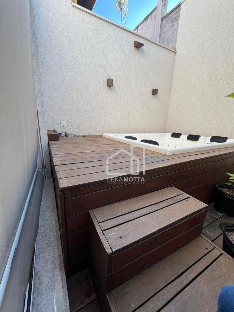 Casa de Condomínio à venda com 3 quartos, 189m² - Foto 1