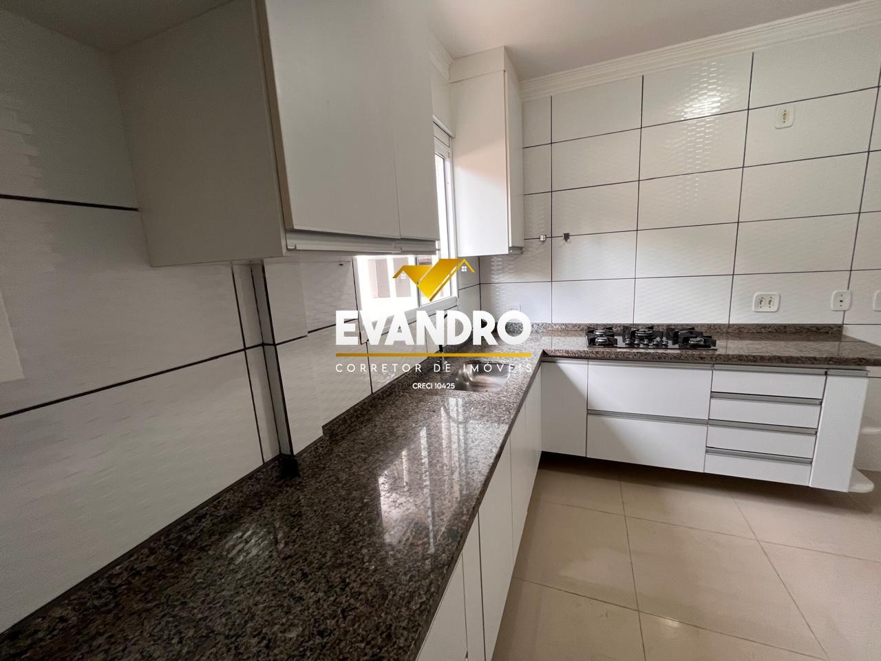 Casa de Condomínio à venda com 3 quartos, 198m² - Foto 13