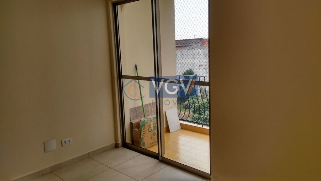 Apartamento para alugar com 2 quartos, 60m² - Foto 6