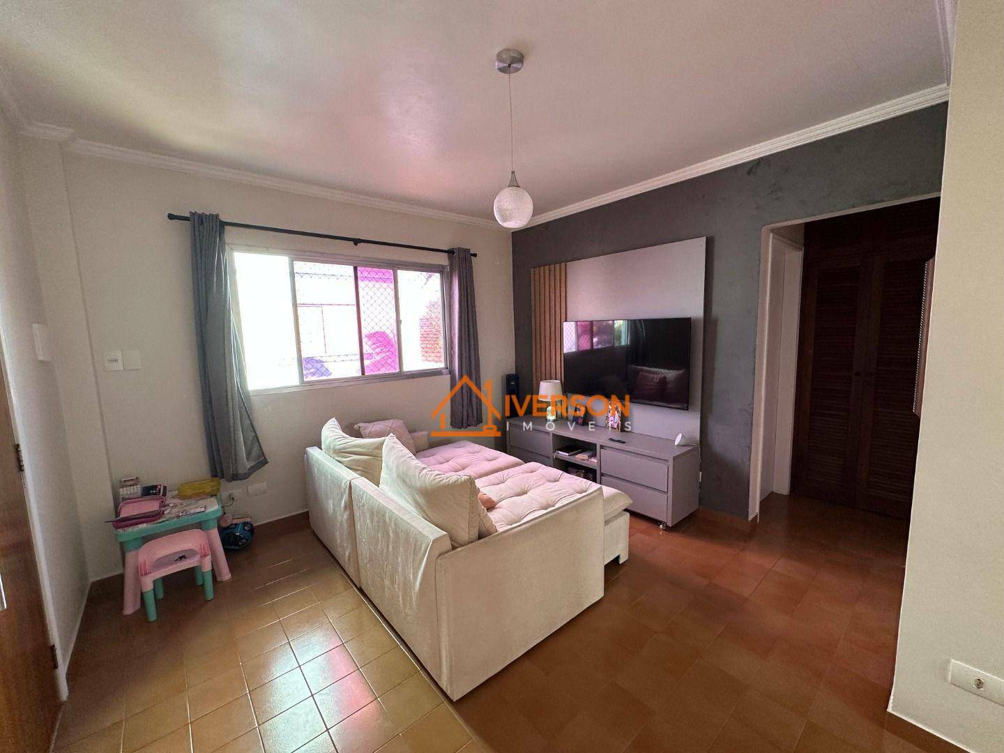 Apartamento à venda com 1 quarto, 43m² - Foto 1