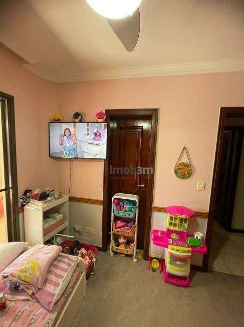 Casa à venda com 5 quartos, 300m² - Foto 18