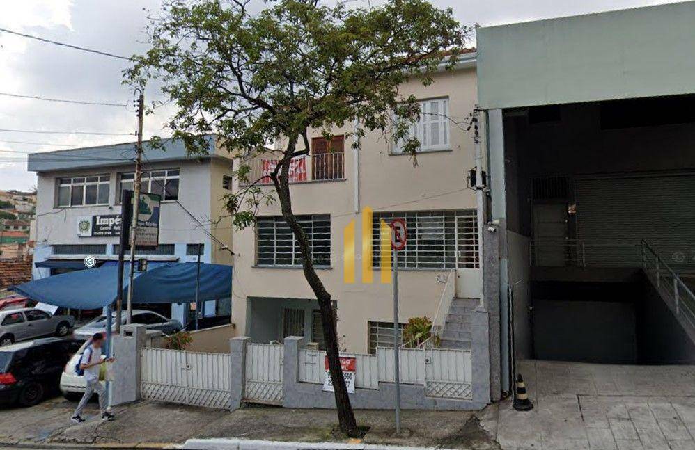 Sobrado para alugar com 2 quartos, 180m² - Foto 1