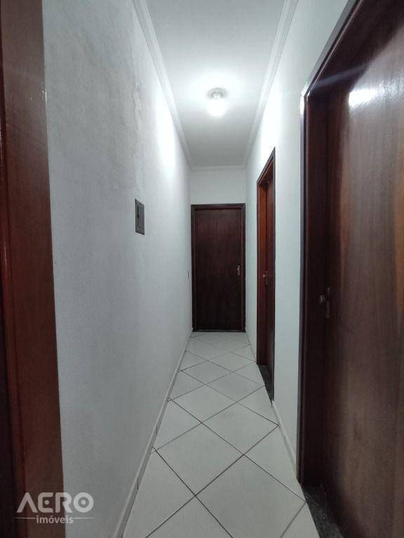 Casa à venda com 3 quartos, 123m² - Foto 6