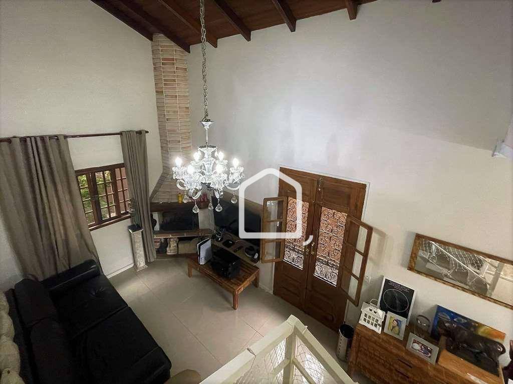 Casa à venda com 3 quartos, 180m² - Foto 9