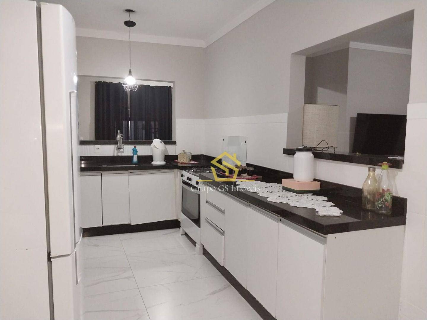 Casa à venda com 2 quartos, 180m² - Foto 19