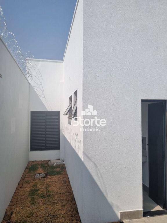 Casa à venda com 3 quartos, 134m² - Foto 18