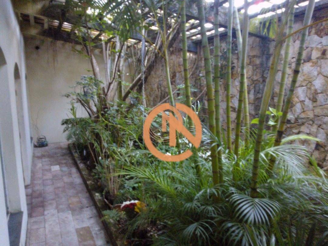 Chácara à venda com 3 quartos, 650m² - Foto 9