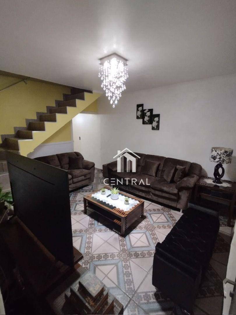 Sobrado à venda com 4 quartos, 125m² - Foto 1