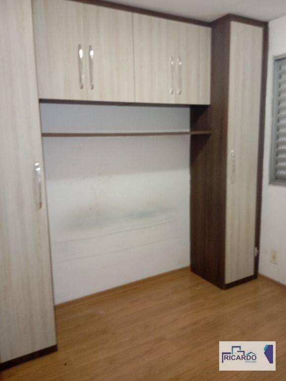 Apartamento à venda com 2 quartos, 57m² - Foto 11