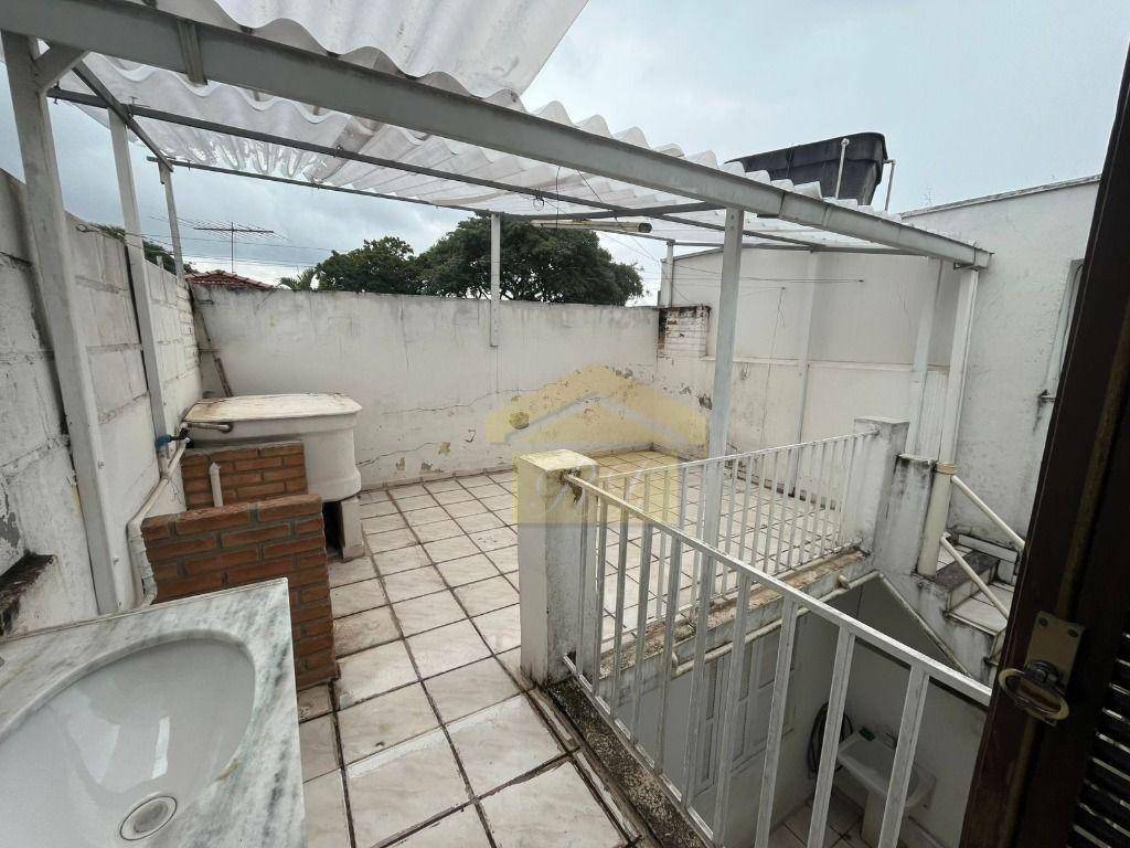 Sobrado para alugar com 2 quartos, 130m² - Foto 14