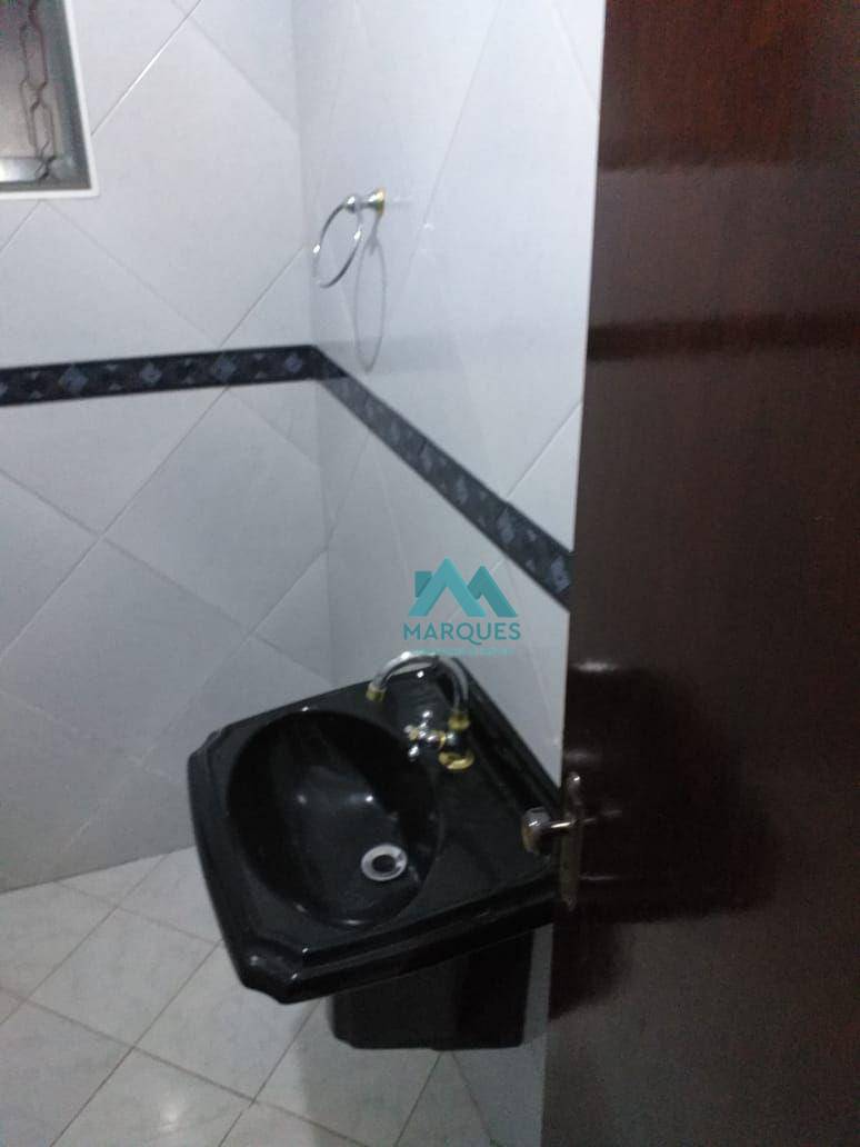 Sobrado à venda com 4 quartos, 160m² - Foto 13