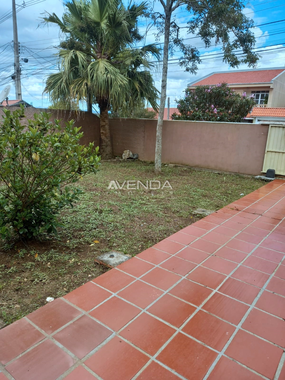 Sobrado à venda com 3 quartos, 190m² - Foto 2