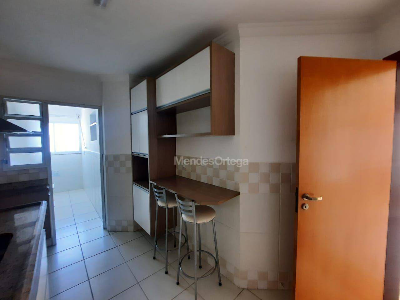 Apartamento à venda com 2 quartos, 80m² - Foto 13