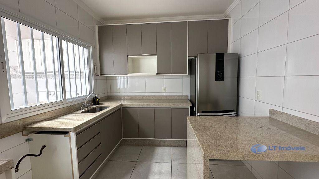 Sobrado à venda com 3 quartos, 204m² - Foto 20