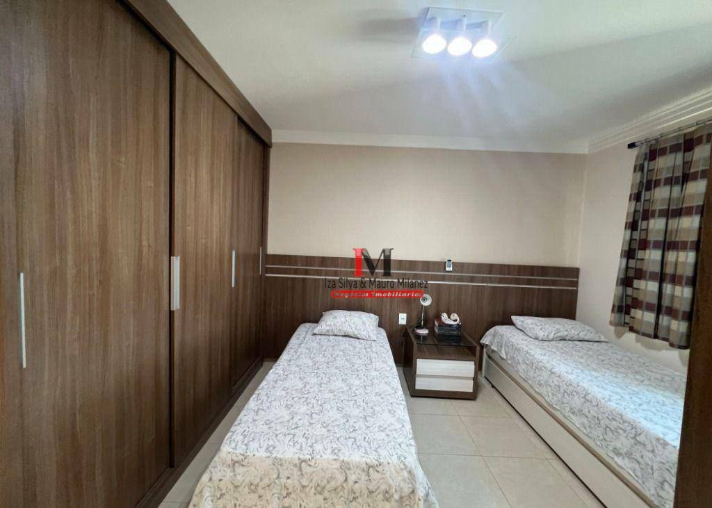 Casa de Condomínio à venda com 3 quartos, 380m² - Foto 22