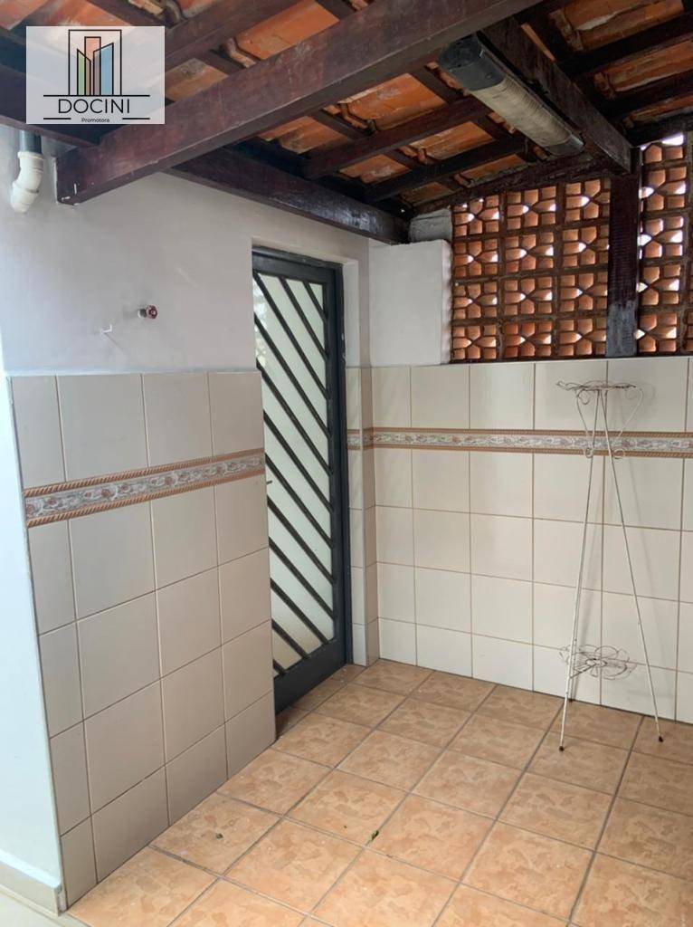 Casa à venda com 3 quartos, 300M2 - Foto 11