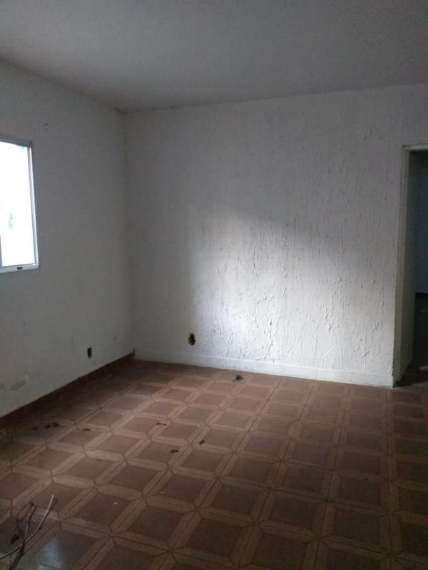 Sobrado à venda com 3 quartos, 120m² - Foto 2