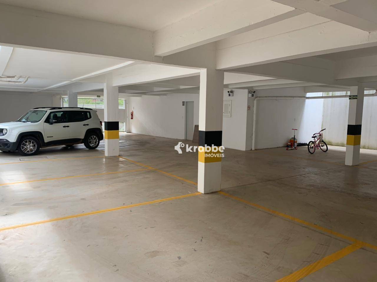 Apartamento à venda com 3 quartos, 140m² - Foto 13