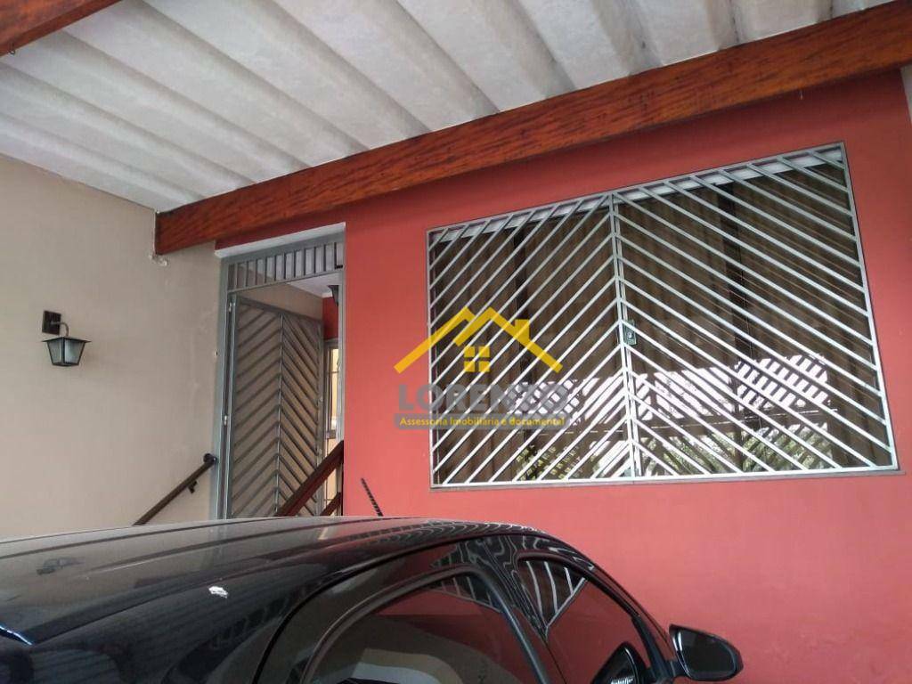 Sobrado à venda com 3 quartos, 171m² - Foto 1