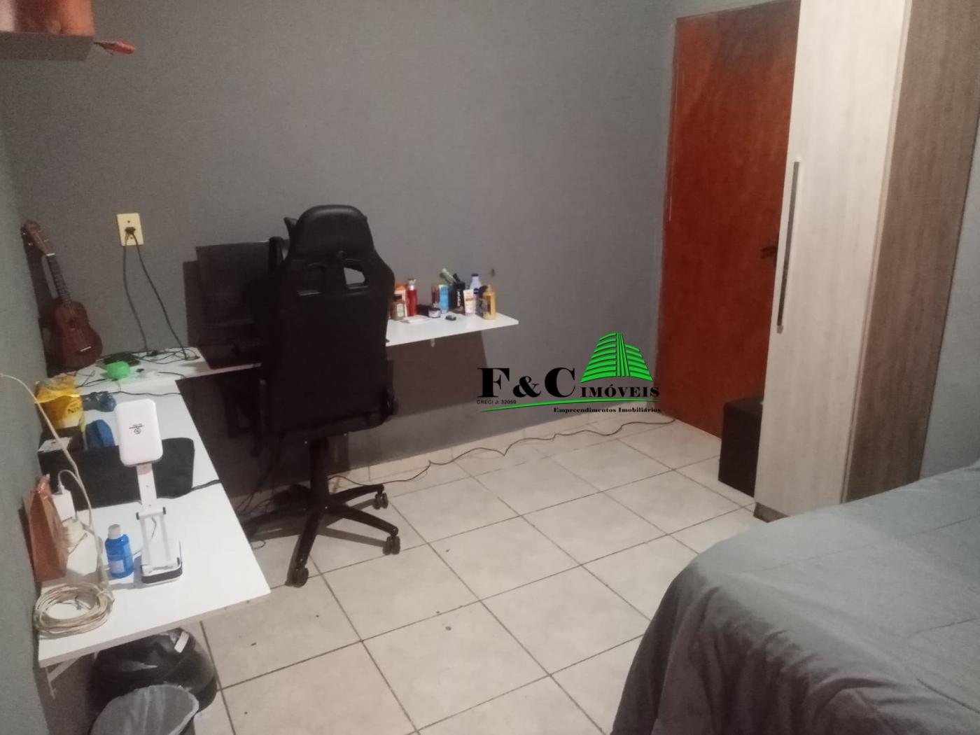 Casa à venda com 2 quartos, 200m² - Foto 6