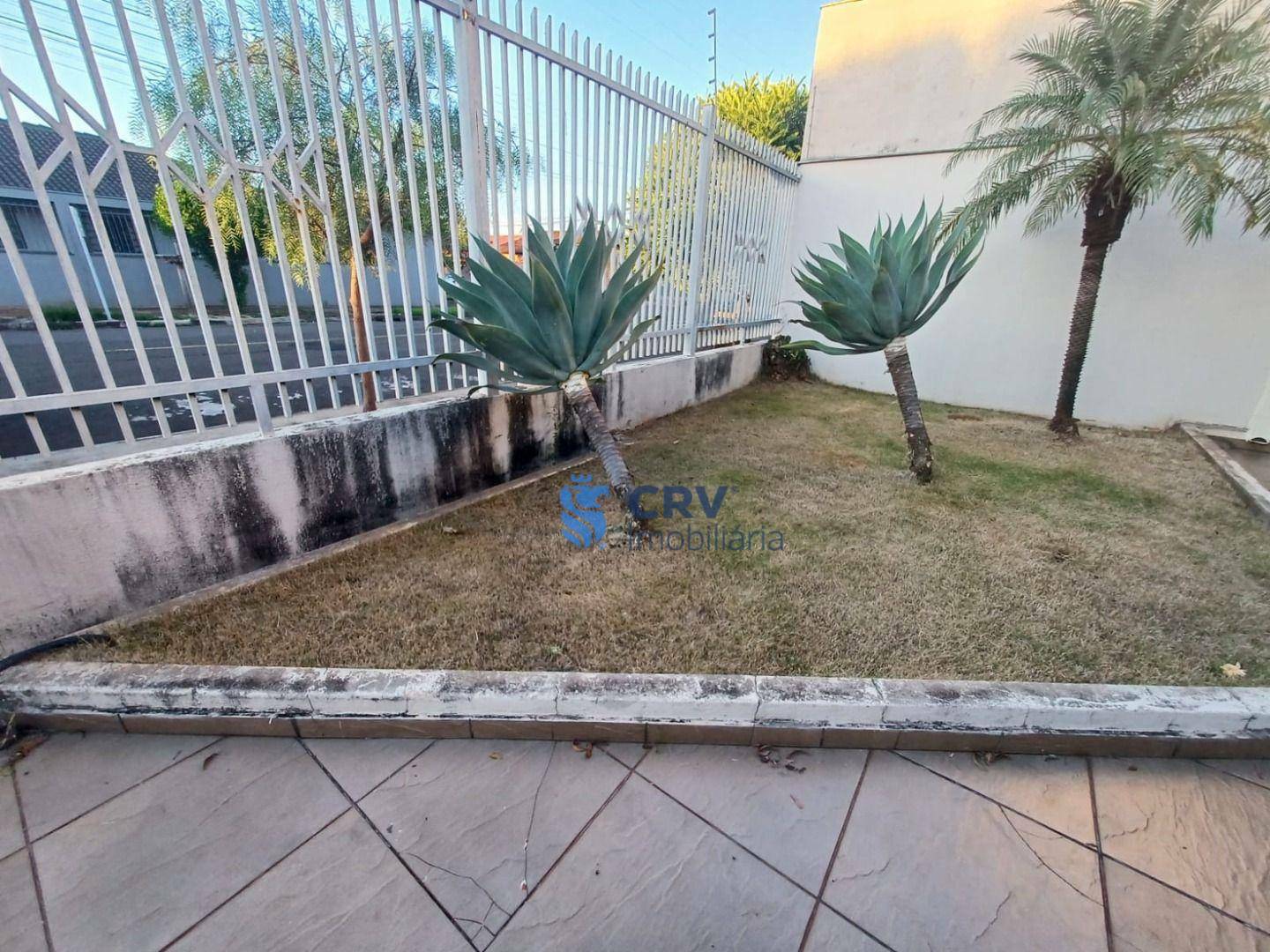 Casa à venda com 3 quartos, 120m² - Foto 2