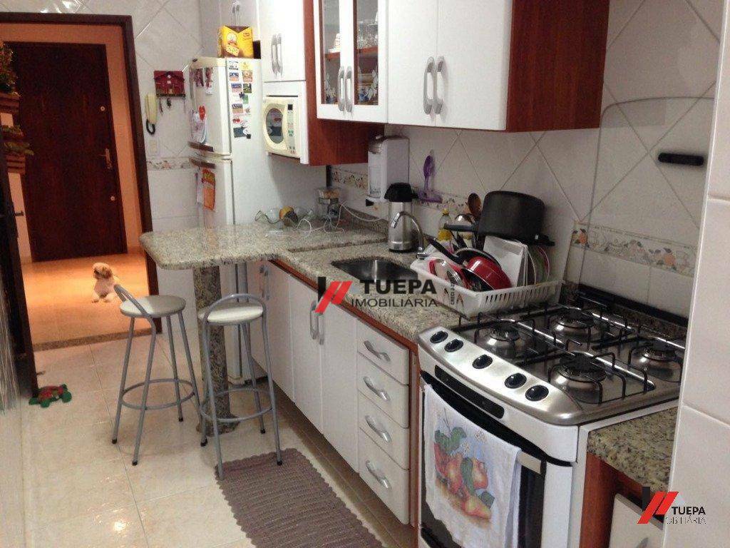 Apartamento à venda com 2 quartos, 68m² - Foto 7