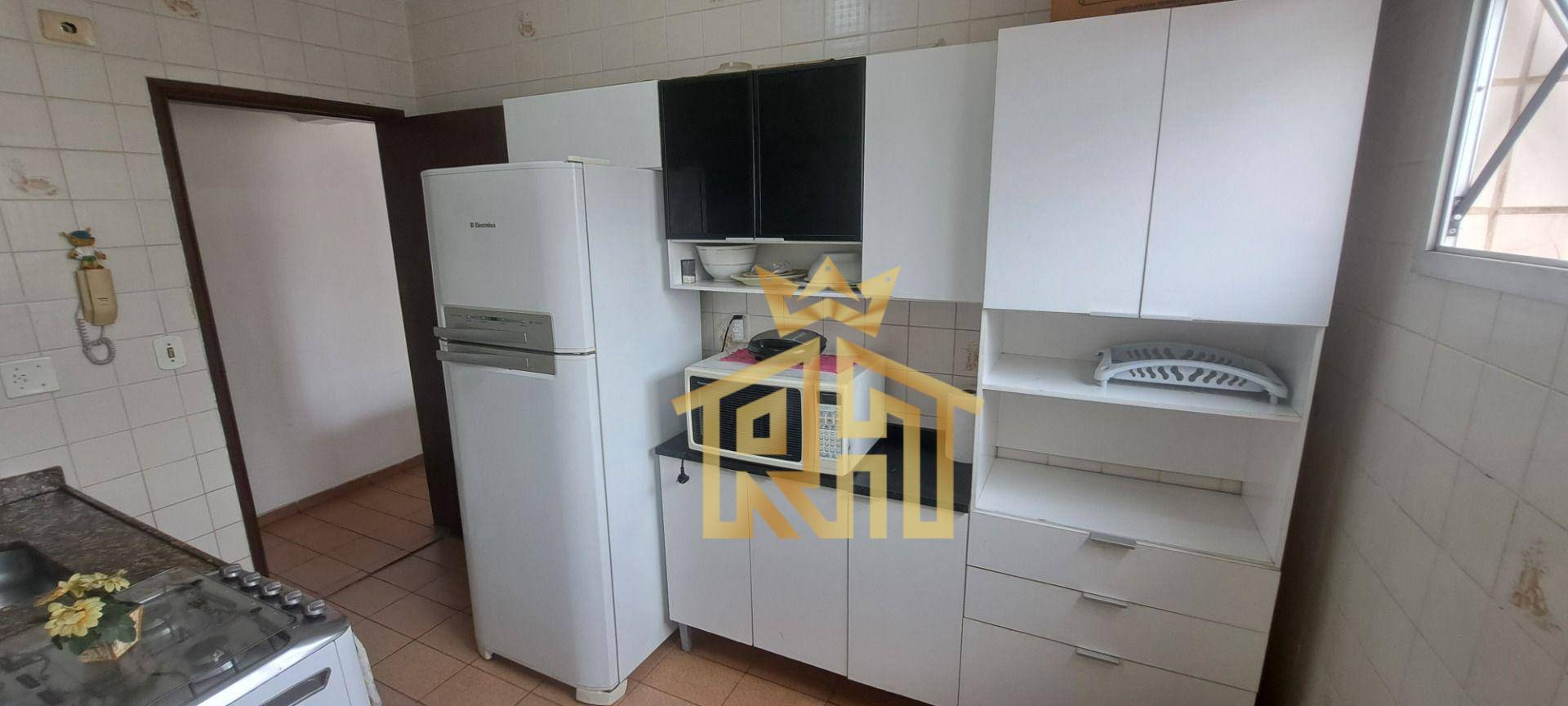 Apartamento para alugar com 1 quarto, 43m² - Foto 12