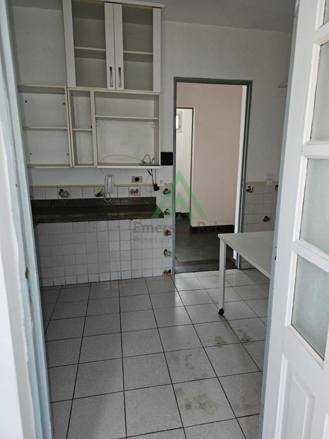 Apartamento à venda com 3 quartos, 81m² - Foto 29