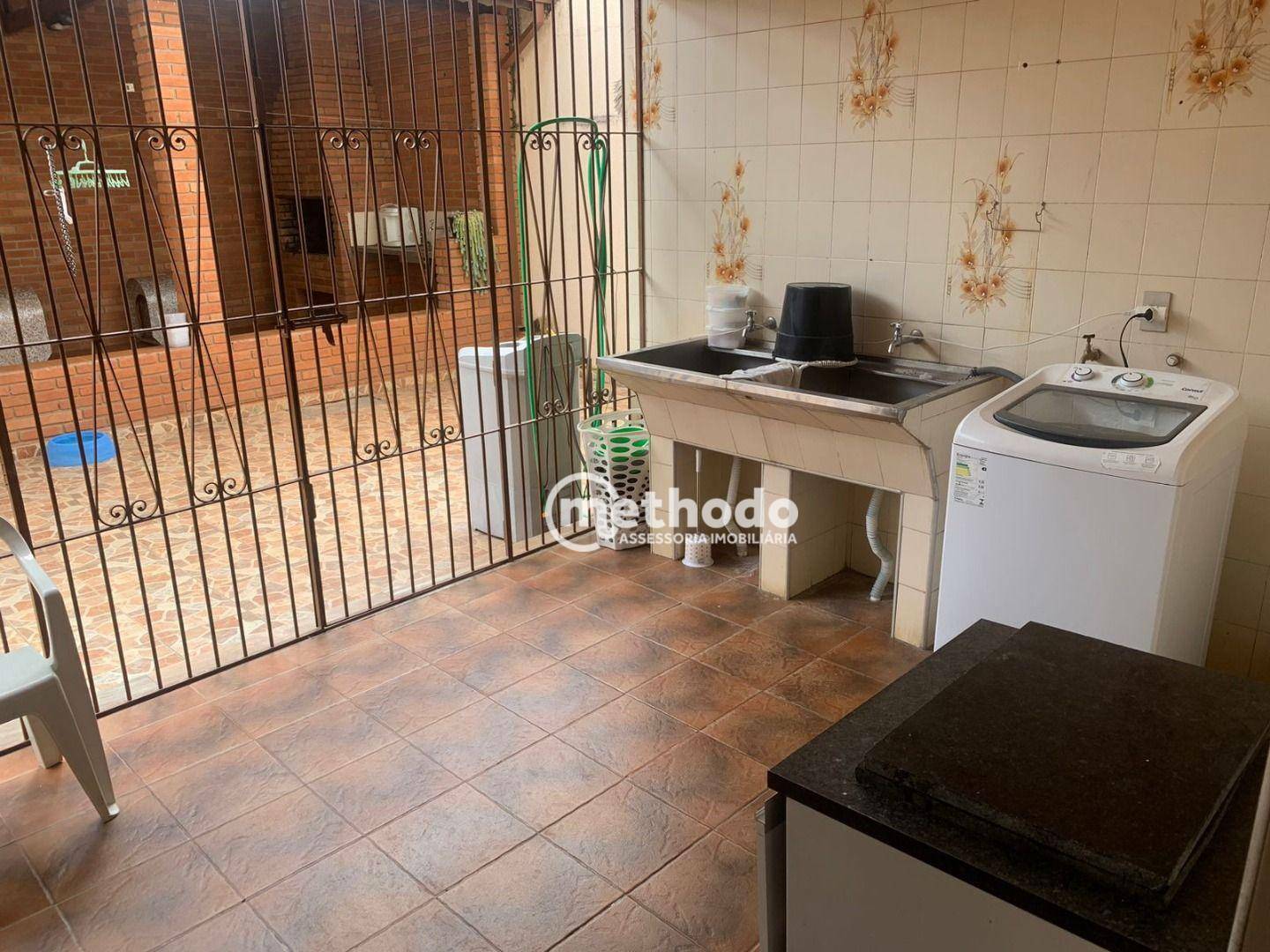 Casa à venda com 4 quartos, 312m² - Foto 24