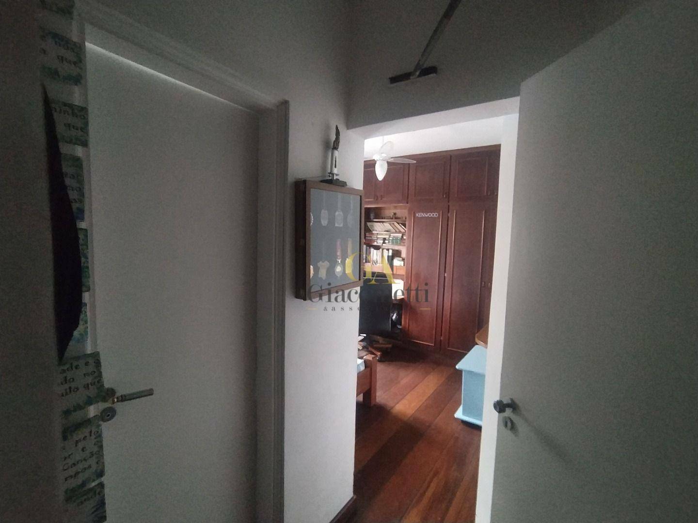 Casa de Condomínio à venda com 4 quartos, 400m² - Foto 13