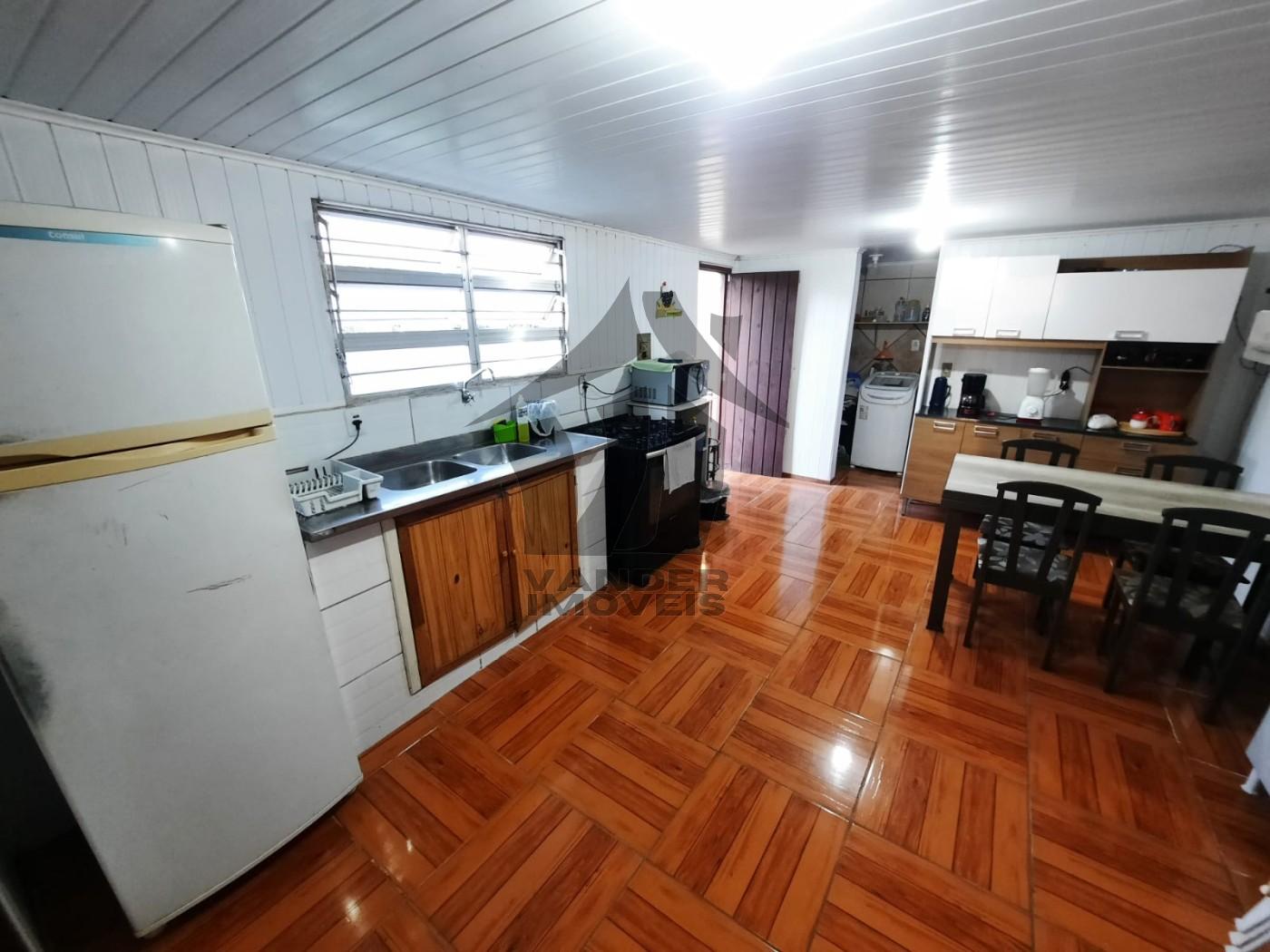 Casa à venda com 2 quartos, 300m² - Foto 11