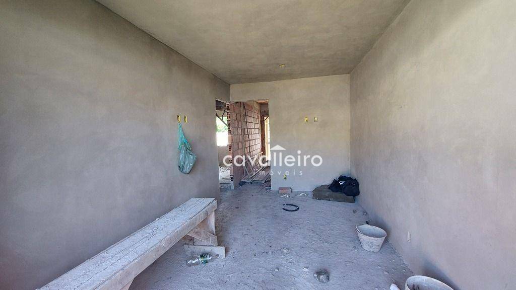 Casa à venda com 2 quartos, 65m² - Foto 2