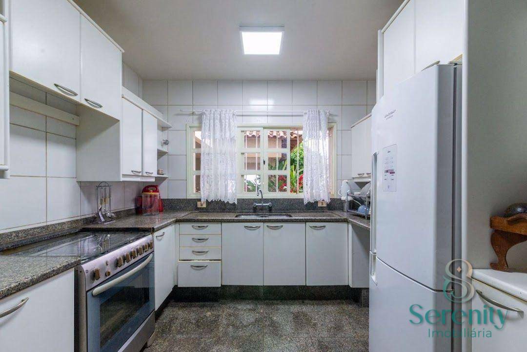 Sobrado à venda com 4 quartos, 410m² - Foto 19