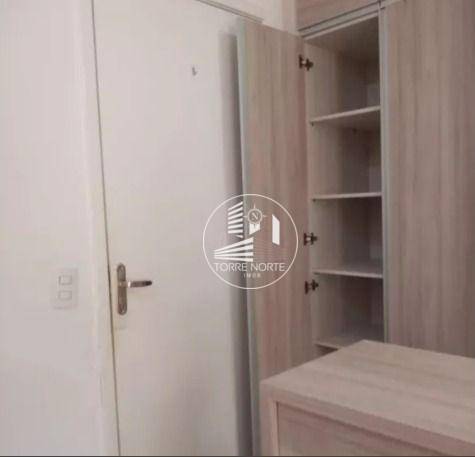 Apartamento à venda com 2 quartos, 57m² - Foto 4