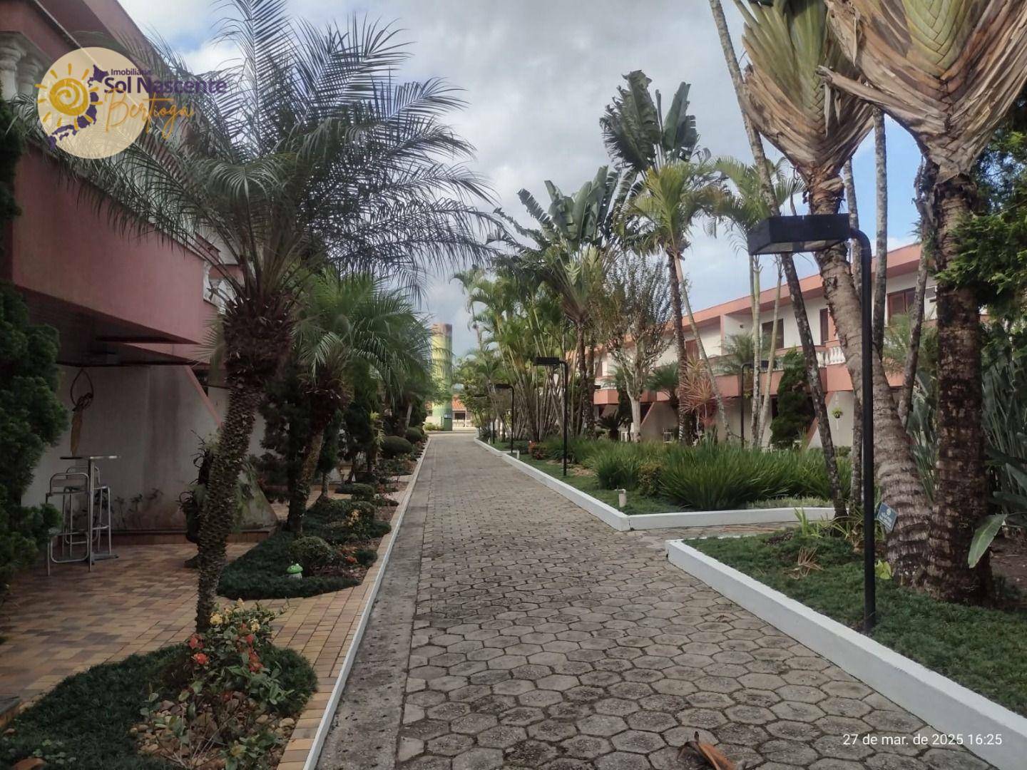 Casa de Condomínio à venda com 4 quartos, 230m² - Foto 4