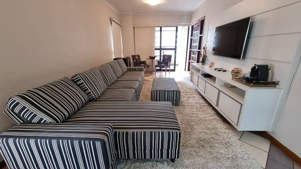 Apartamento à venda com 3 quartos, 130m² - Foto 8