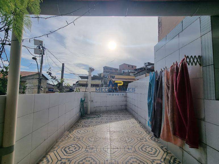 Sobrado à venda com 2 quartos, 75m² - Foto 8