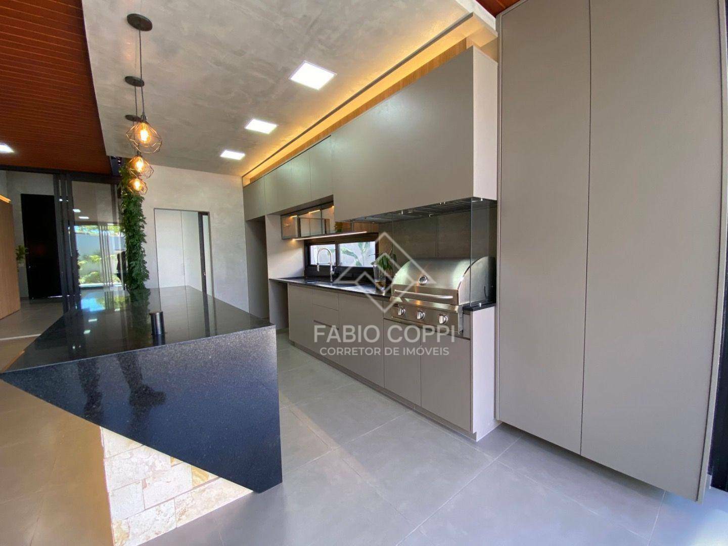 Casa de Condomínio à venda com 3 quartos, 210m² - Foto 4
