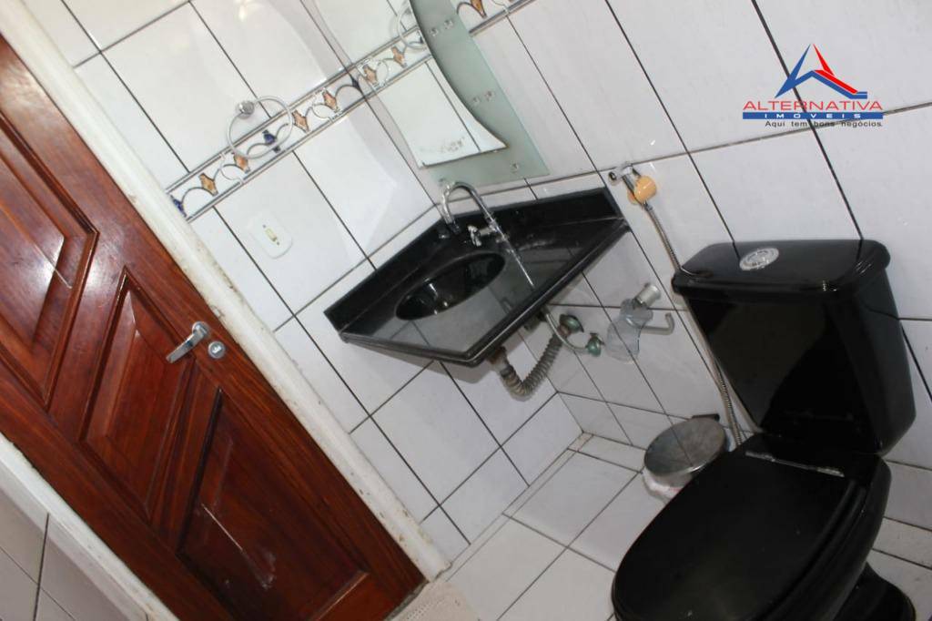 Casa à venda com 3 quartos, 209m² - Foto 15