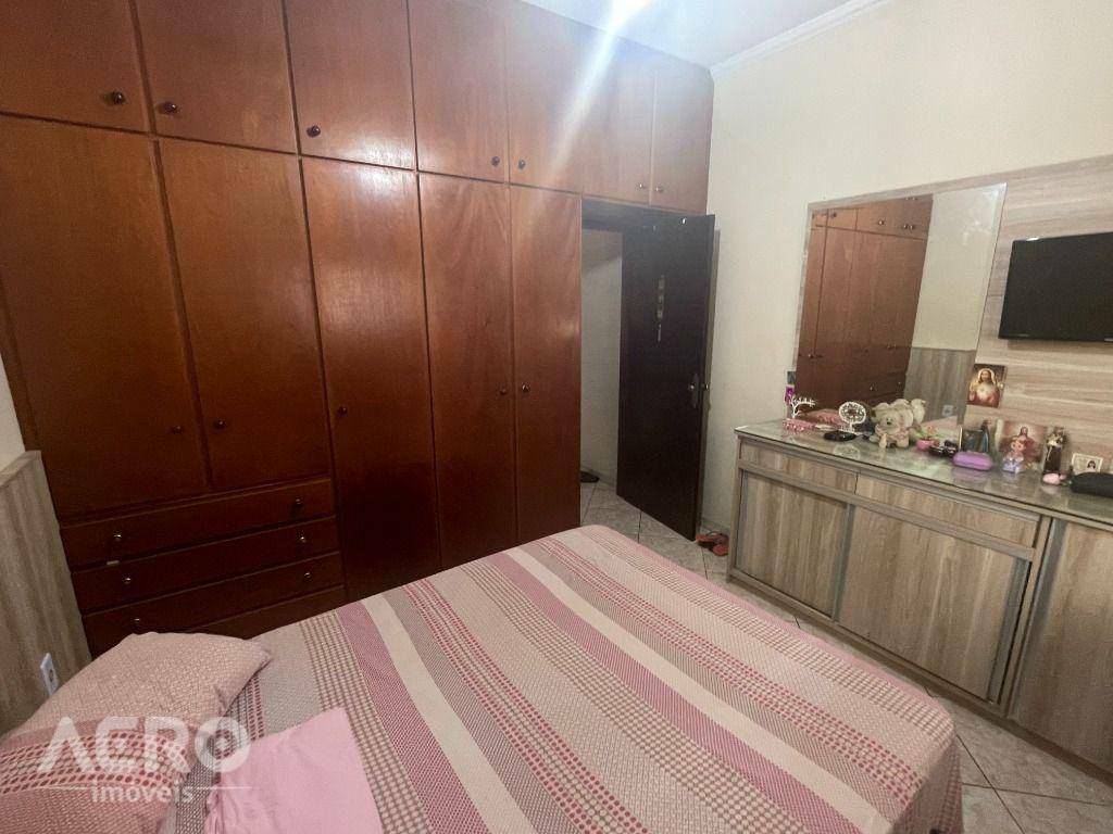 Casa à venda com 3 quartos, 161m² - Foto 13