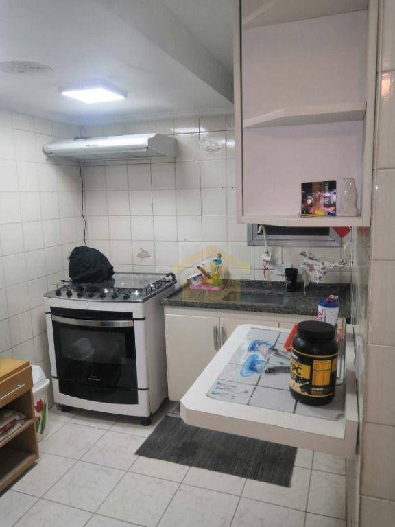 Apartamento à venda com 2 quartos, 60m² - Foto 4